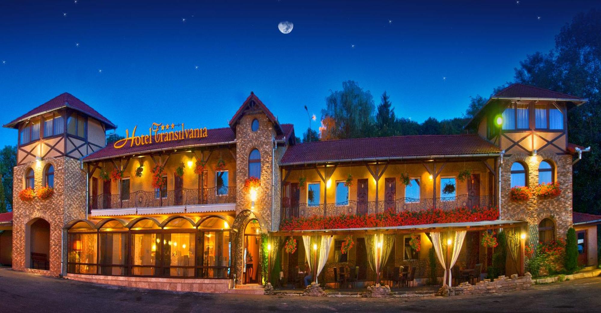 סיגישוארה Hotel Transilvania מראה חיצוני תמונה