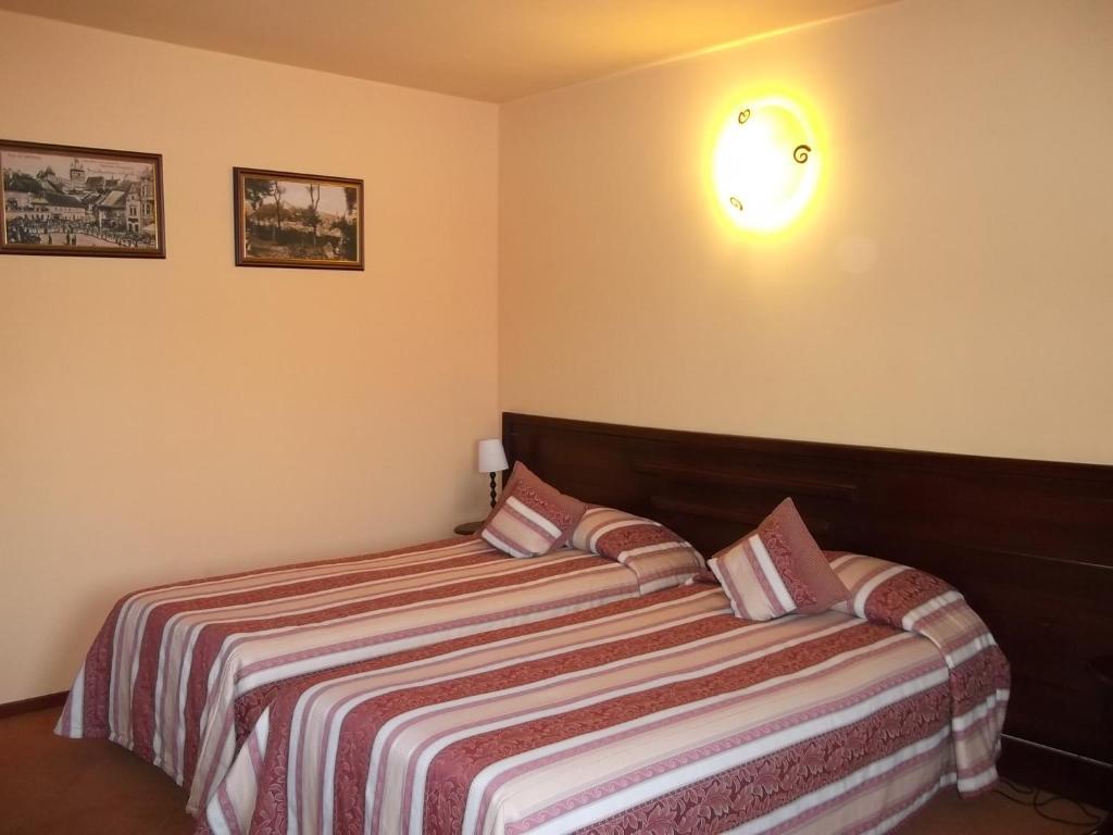 סיגישוארה Hotel Transilvania מראה חיצוני תמונה