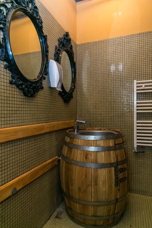 סיגישוארה Hotel Transilvania מראה חיצוני תמונה